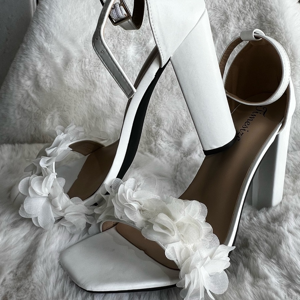 New women’s heels